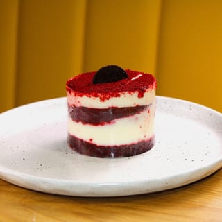 RED VELVET CAKE